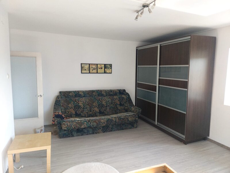 Splaiul Unirii, Camera de Comert.